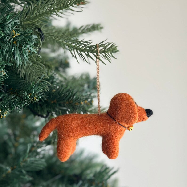 Filz Dackel Weihnachtsverzierung, handgefertigter Baumschmuck aus Wolle, 4 Zoll