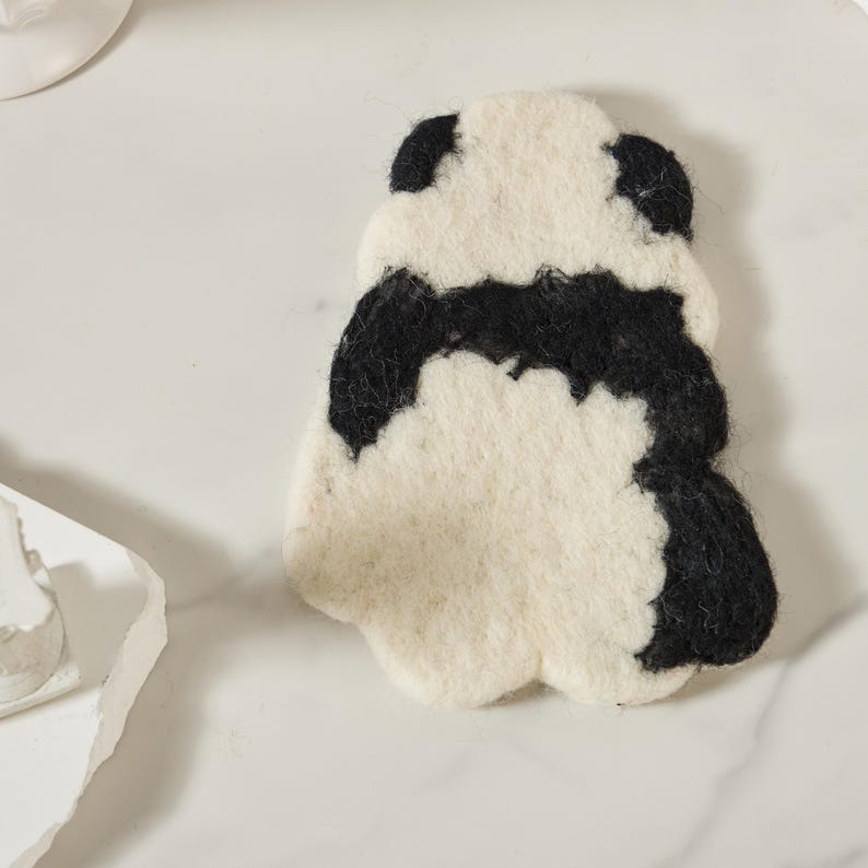 Wollfilz Panda Untersetzer Handgefertigt 11-12 cm