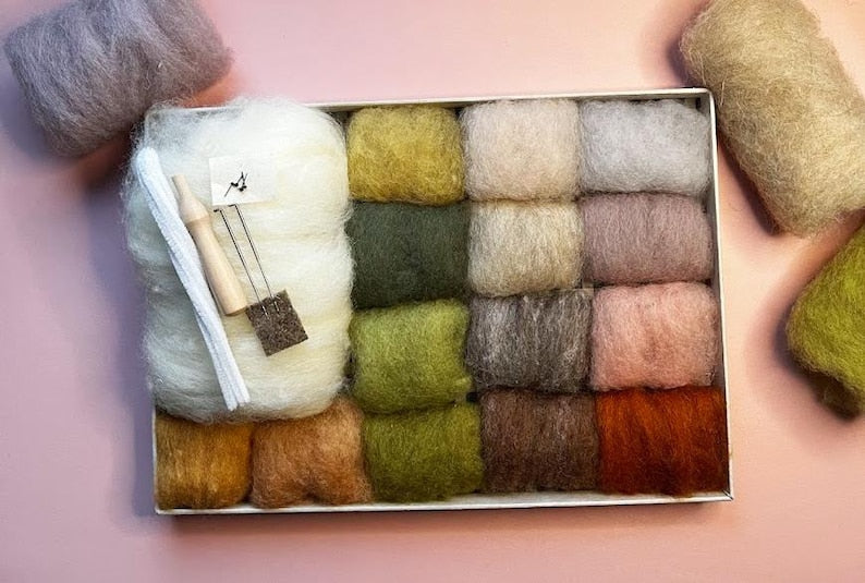 Nadelfilz-Wollset 'Whispers of the Woods' Waldfarben 15 Farben Holzoptik