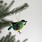 Set Amerikanischer Vögel Filz Weihnachtsschmuck, Specht, Spatz, Kanarienvogel, Rotkehlchen, Blaumeise, 4 Stück, handgefertigt