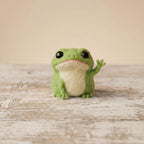 Nadelgefilzter trauriger Frosch, Miniatur-Kawaii-Frosch aus Wolle, grün, 6,5 cm, handgefertigtes Geschenk