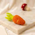 Gefilzte Karotte | Filzgemüse | Spieleküche Zubehör | Schafwolle Orange