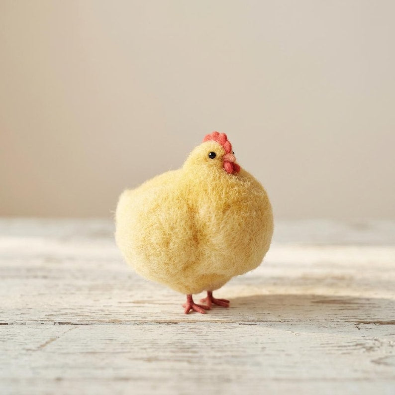 Nadelgefilztes Huhn Set – Stehend, Sitzend, Liegend – Miniatur-Hühnerfiguren aus Naturwolle