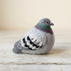 Nadelgefilzte Taube aus Wolle, 7,5 cm, rundlich, Handarbeit