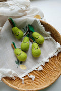 Lächelnder Birnen-Schlüsselanhänger aus Wollfilz, Obst Taschenanhänger