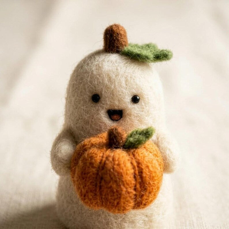 Nadelfilz Geist mit Kürbis Korb Halloween Schreibtisch Dekor