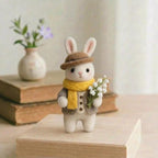 Nadelgefilzte Hase Figur, Waldtier, Maiglöckchen, handgefertigt, 7-10 cm