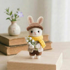 Nadelgefilzte Hase Figur, Waldtier, Maiglöckchen, handgefertigt, 7-10 cm
