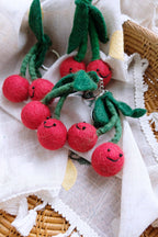 Nadelgefilzte Kirschen Schlüsselbund, handgemachter Wollfilz Obst Anhänger, Kawaii Kirsch Taschenanhänger